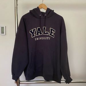 Vintage Yale hoodie